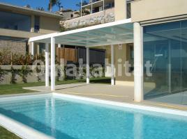 For rent Houses (villa / tower), 380 m², almost new