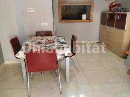 Apartament, 72 m², seminou