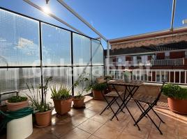 Ático, 135 m², cerca de bus y tren