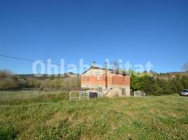 Houses (country house), 192 m², near bus and train