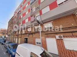 Flat, 57 m², near bus and train