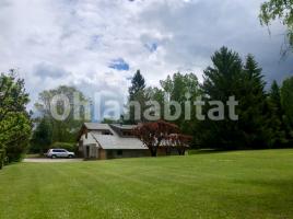 Houses (detached house), 308 m², near bus and train