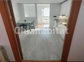 Piso, 104 m², cerca de bus y tren