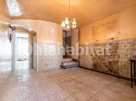 Houses (detached house), 166 m², near bus and train, Poble - Casc Antic