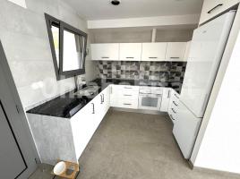 Casa (unifamiliar aïllada), 90 m², prop de bus i tren