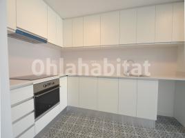 Alquiler piso, 69 m², cerca de bus y tren, nuevo