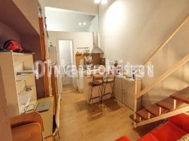 Louer loft, 40 m², près de bus et de train, Les Corts