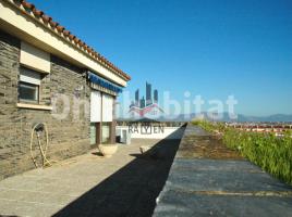 Attic, 187 m², near bus and train, Calle PUJADES