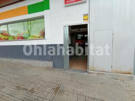 Local comercial, 131 m², seminou