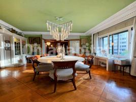 Piso, 308 m², Calle de Tavern