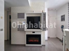 Flat, 80 m², almost new