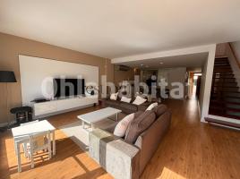 Alquiler Casa (unifamiliar adosada), 150 m², cerca de bus y tren