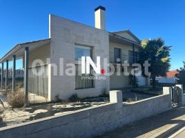 Houses (detached house), 360 m², almost new, Calle del Trencalòs