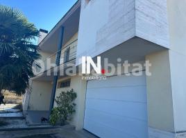 Houses (detached house), 360 m², almost new, Calle del Trencalòs