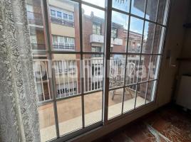 Flat, 103 m², near bus and train