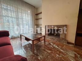 Flat, 103 m², near bus and train