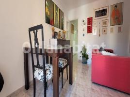 Pis, 78 m², prop de bus i tren, Calle Transversal