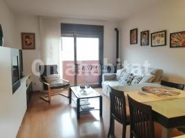 Flat, 83 m², almost new