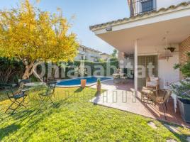 Houses (terraced house), 193 m², Calle Isla Cristina