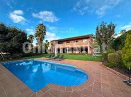 Houses (detached house), 586 m², Zona