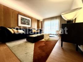 Apartament, 100 m²