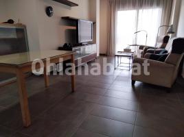 Alquiler piso, 140 m², seminuevo