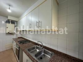 Pis, 129 m², prop de bus i tren, seminou