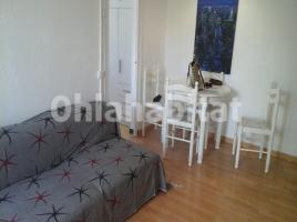 For rent apartament, 45 m², Calle de la Descàrrega