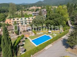 , 1200 m², Zona