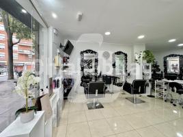 Business premises, 102 m², near bus and train, Avenida del Carrilet, 68