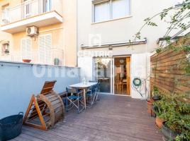 Houses (terraced house), 185 m², almost new, Zona