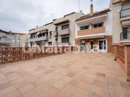 Houses (terraced house), 608 m², near bus and train