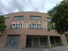 Business premises, 2733 m², Avenida CORNISA