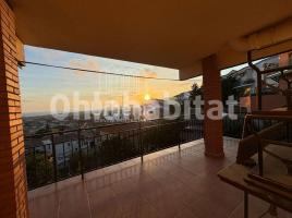 Houses (terraced house), 180 m², Zona