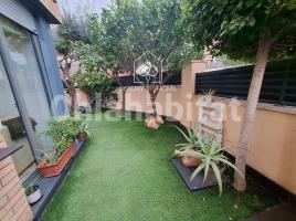 Houses (terraced house), 258 m², Zona