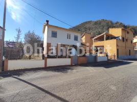  (unifamiliar aïllada), 200 m², près de bus et de train, Calle del Lluçanès