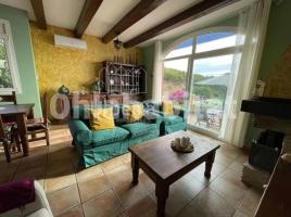  (unifamiliar adossada), 130 m², presque neuf, Zona