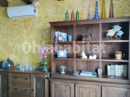  (unifamiliar adossada), 130 m², presque neuf, Zona