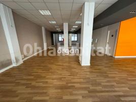 Local comercial, 235 m², Zona