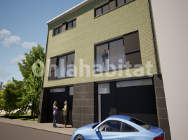 Casa (unifamiliar adosada), 240 m², seminuevo