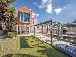 Alquiler Casa (unifamiliar aislada), 522 m², seminuevo, Calle de Cunit