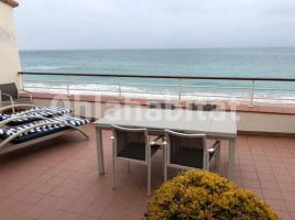 Apartamento, 119 m², cerca de bus y tren, Calle Botigues de Mar