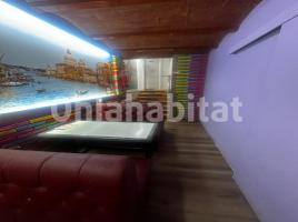 Alquiler local comercial, 130 m², cerca bus y metro