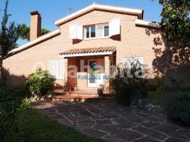 Casa (xalet / torre), 284 m², Calle Tramontana