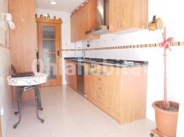  (unifamiliar adossada), 171 m², presque neuf