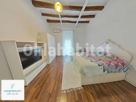 Louer , 24 m², Calle de l'Ateneu