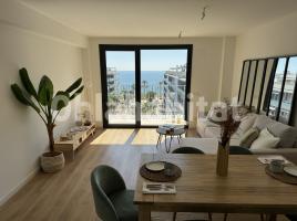 Attic, 141 m², near bus and train, new