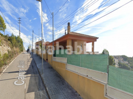 Casa (xalet / torre), 268 m², seminou, Calle Alaska, 2