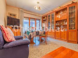 Casa (unifamiliar adosada), 212 m²