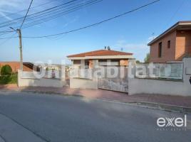 Houses (terraced house), 368 m², almost new, Zona